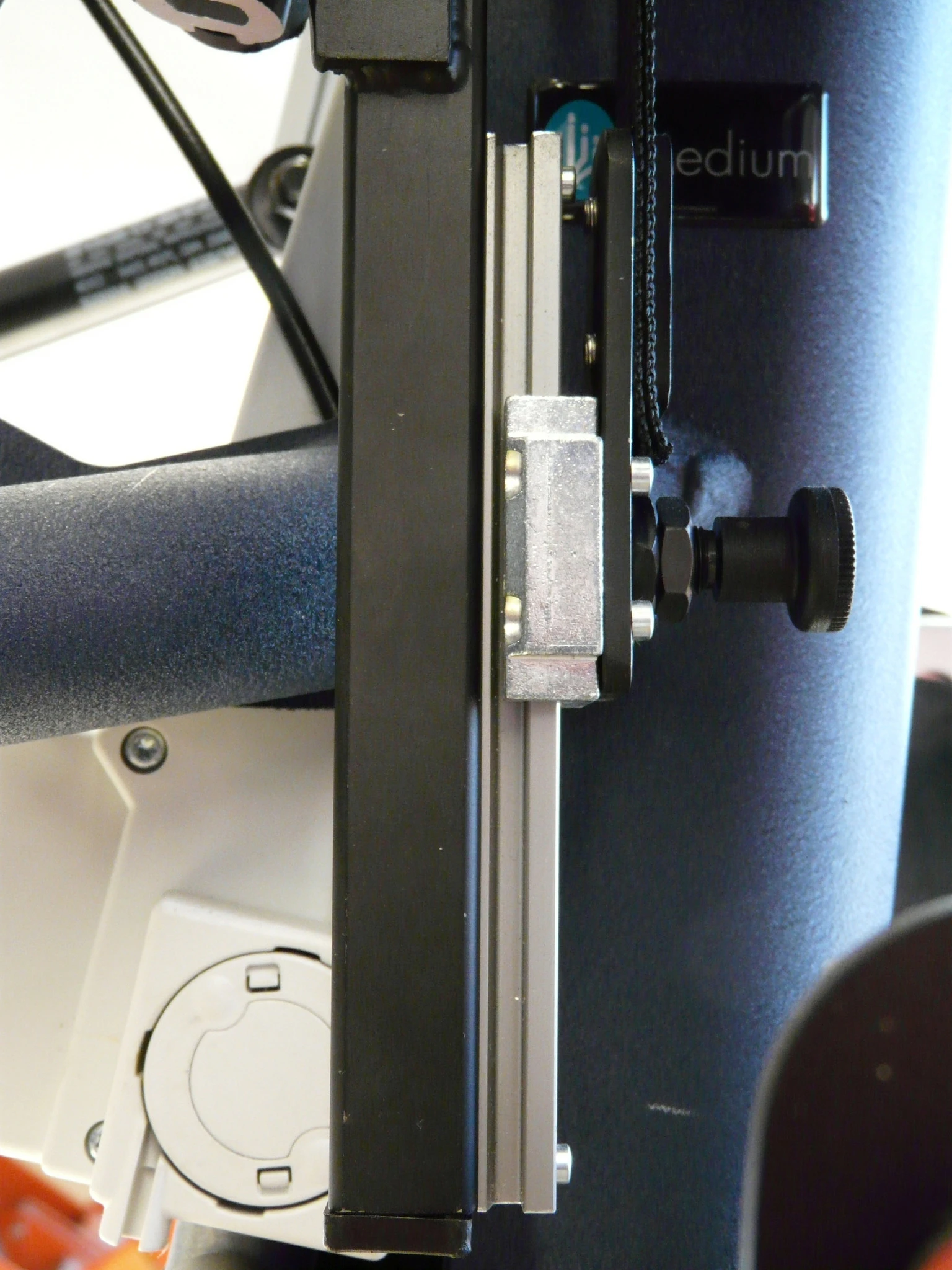 Système de dé-dosage de l'entraîneur debout