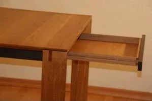 Dispositivo de alimentación de stock