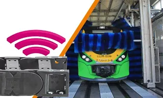 Calha articulada incorporada e plásticos inteligentes na estação de lavagem de comboios