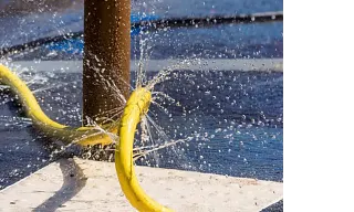 Busleitungen auf langem Weg