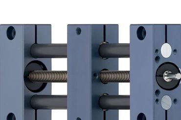 Linear table with lead screw drive for high loads