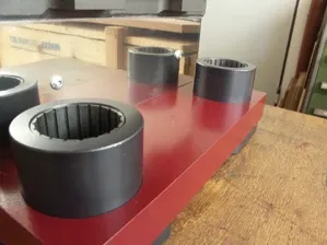 Paliers à bride montés