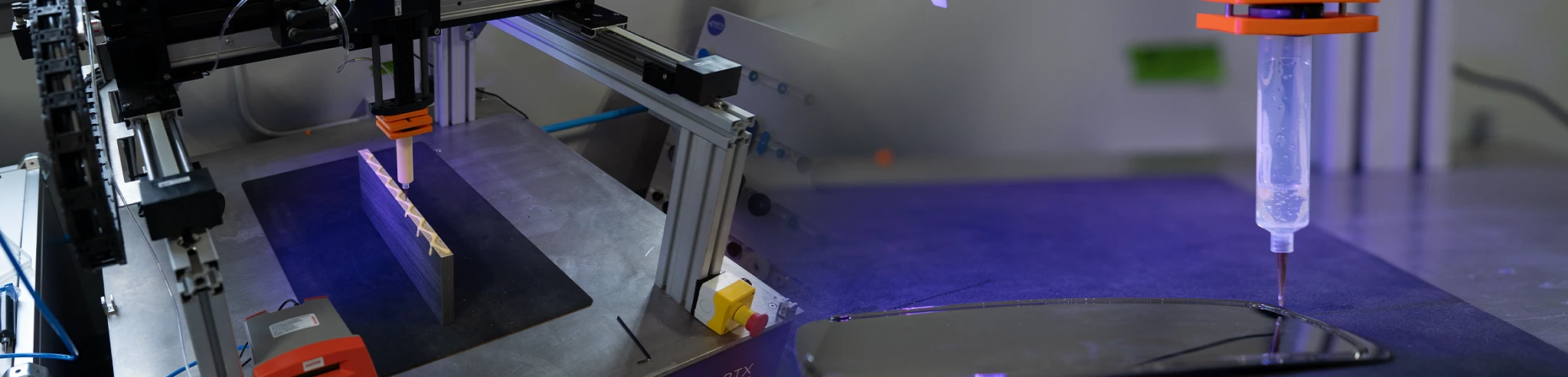 Gluing and Dispensing Gantry