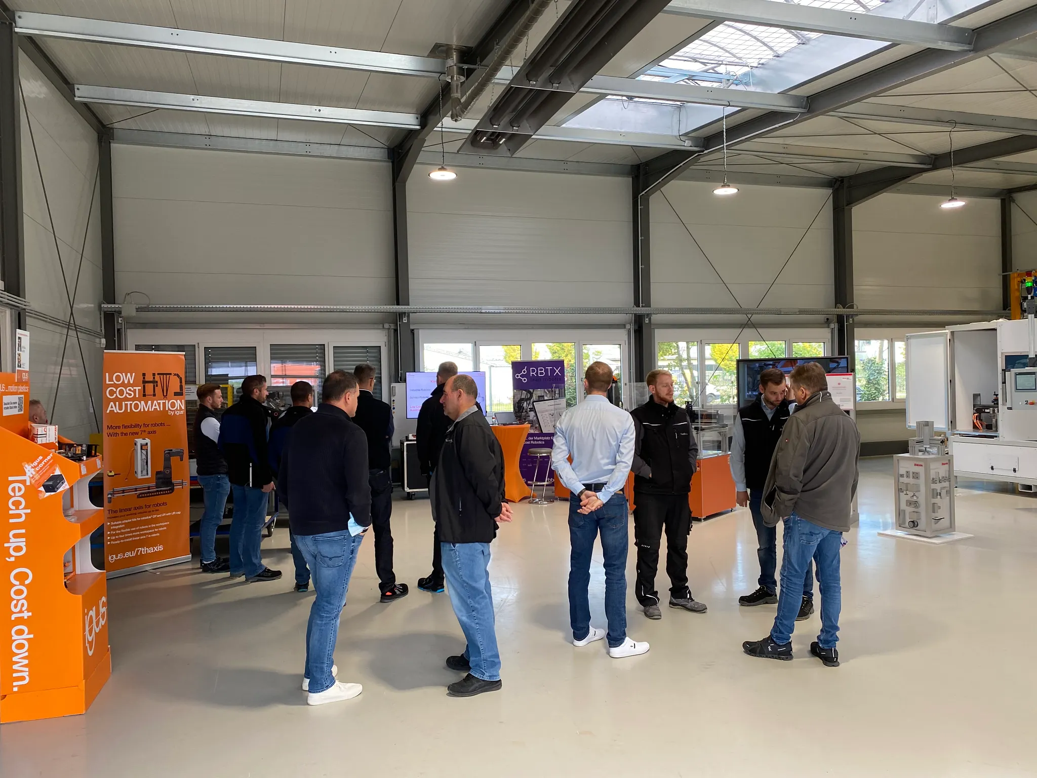 lca-roadshow-trade-show-stand-VI