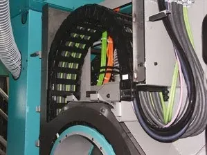 igus® energy chain® from the “E4” system