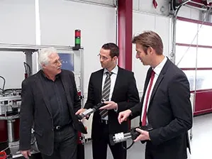 Imagem de grupo com acionamento linear