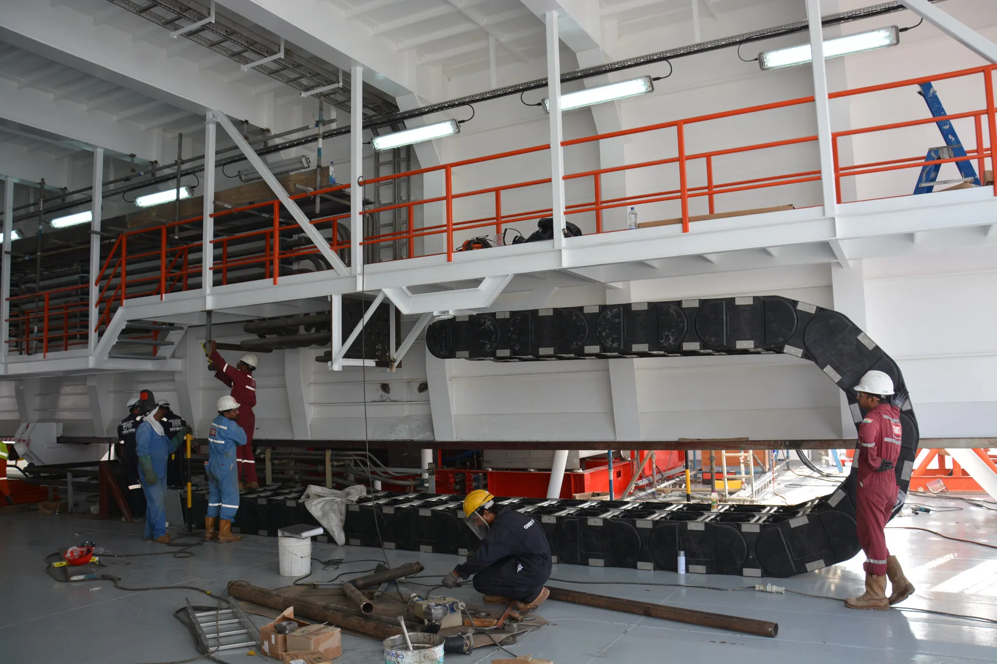 Cadena portacables en voladizo