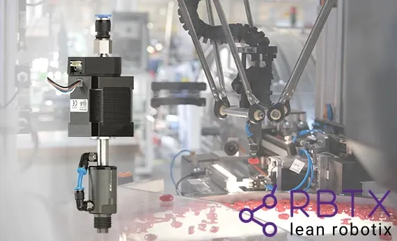 Lift-and-swivel suction unit on RBTX