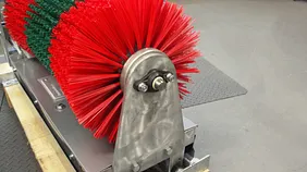 igubal on cow cleaning brush