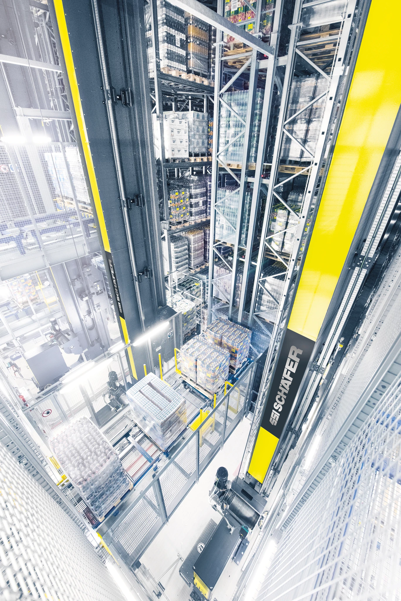 Storage and retrieval unit from SSI Schaefer