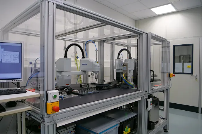 Smooth movement in sensor test rigs | igus.com