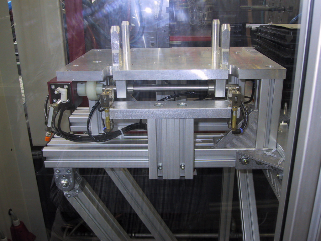 Injection-moulding machine from Produtek Weiskopf