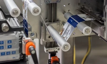 Height adjustment of guide roller with drylin SLW-1040 lead screw module