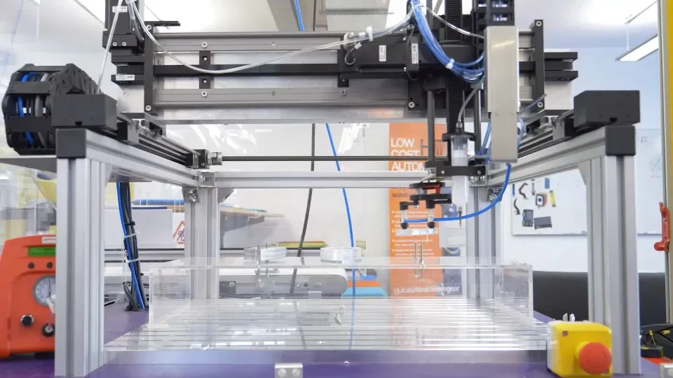 lca-gluing-and-dosing-application-loctite-III