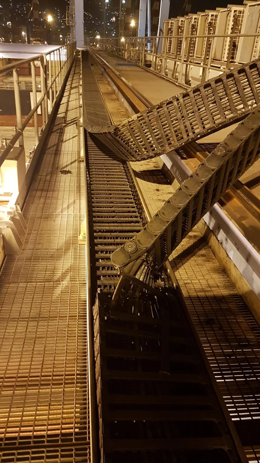 i.Sense prevents unplanned downtimes