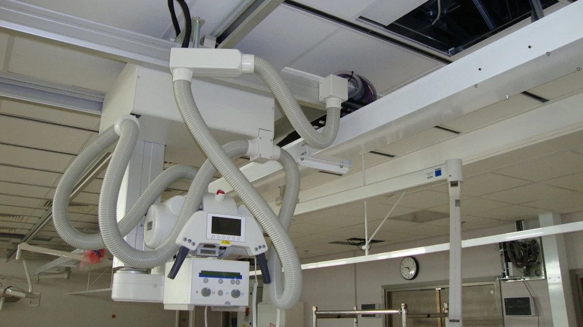 energy chain and cable for mobile X-ray machine | igus®
