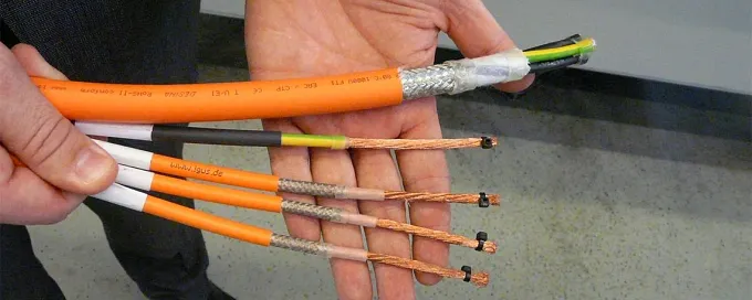 Cable Control Emag Energy supply for EMAG spindles: best with single-core cables of igus ...