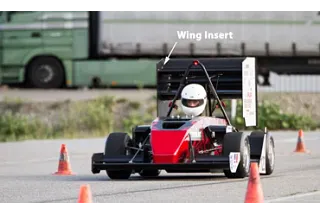 Inserto de ala en el coche