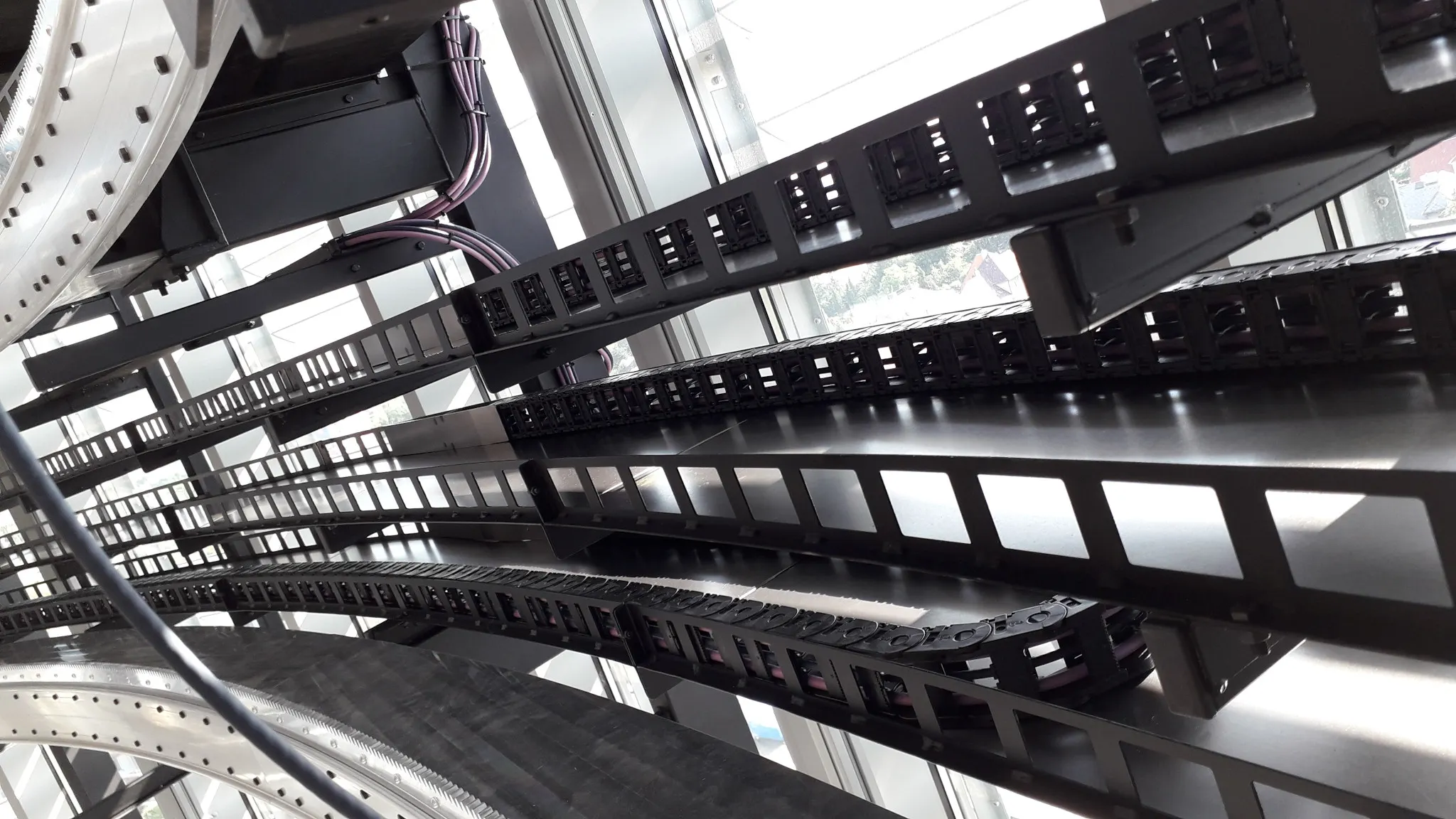 Esteiras porta cabos da igus