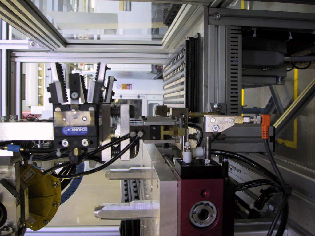 Joining station from Produtek Weiskopf