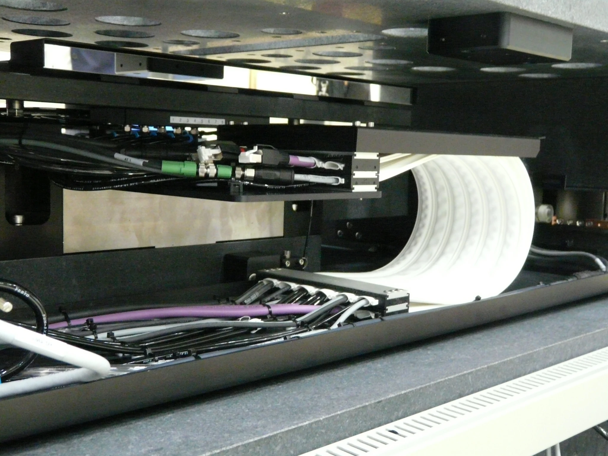 e-skin flat semiconductor manufacturing