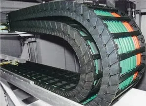 Nested E6 cable carriers