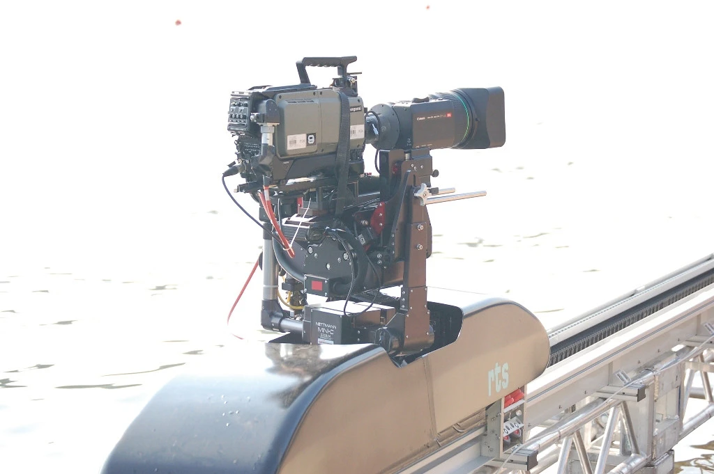 Trackrunner camera slider