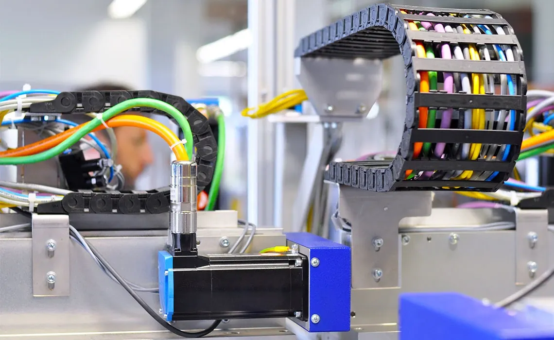 cleanroom cable management solutions