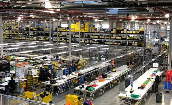 Personaldichte in der Produktion von igus Köln