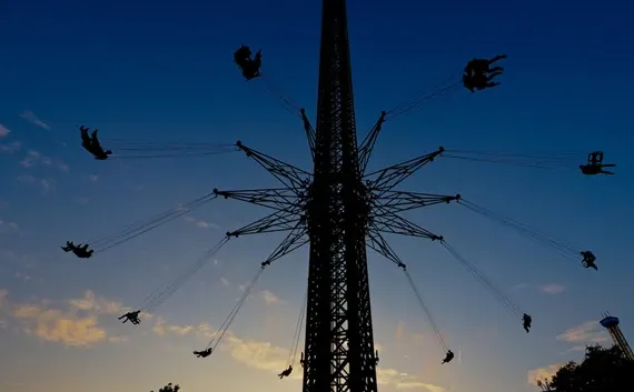 Atracción de sillas voladoras de Viena