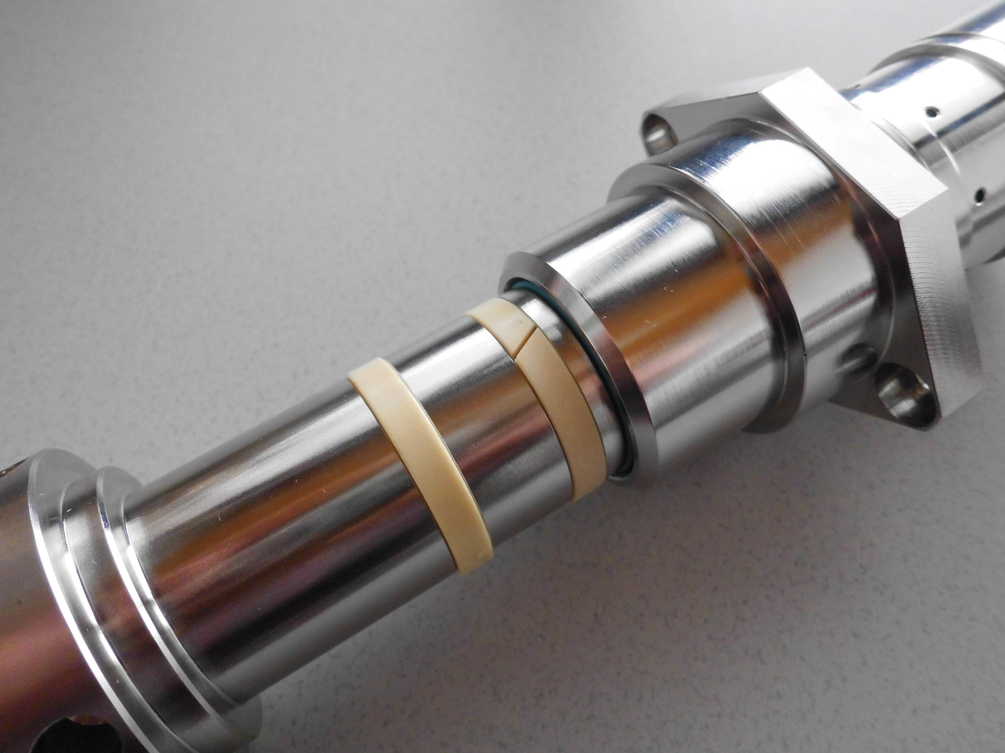 Valve for bottle emptying Rink company