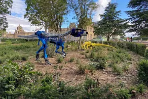 dinosaur sculptures at Blenheim palace