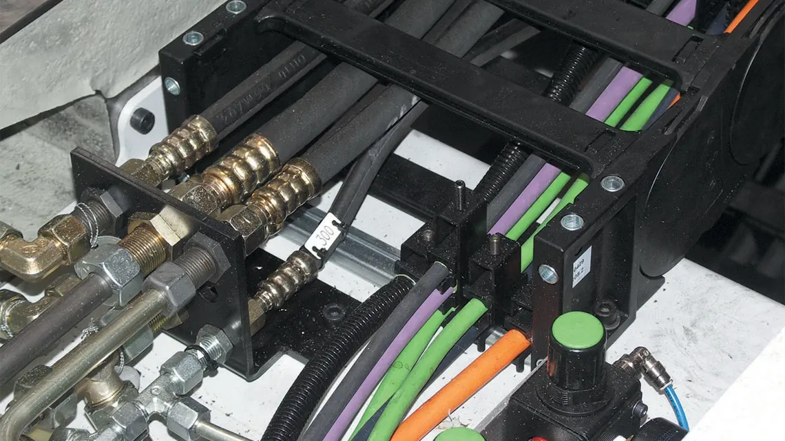 Catena portacavi con cavi chainflex