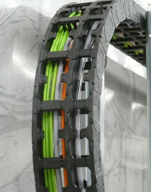 Picture of a e-chain with considerable filling