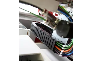 Ready assembled energy chain from igus