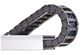 Chaîne porte-câbles à roulettes