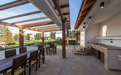 Awning in a garden with iglidur guide rollers