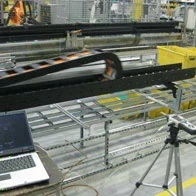 Test auf Geräuschemission im igus® Labor