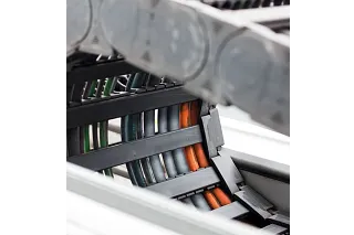 Glide pads for energy chains