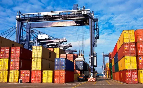 Modernización de una grúa RTG en el Reino Unido