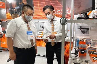 社員インタビュー ドライテック事業部 仕事の様子