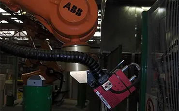 機器人上的電纜導軌 