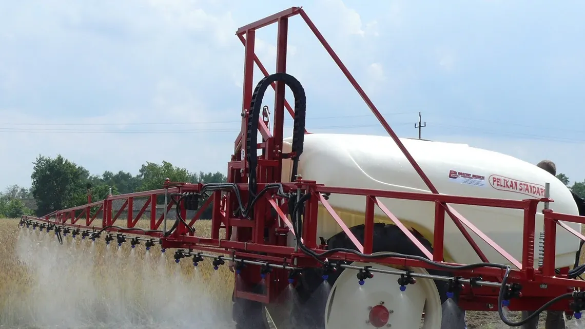 เครื่องพ่นยาสนามพร้อม energy chain