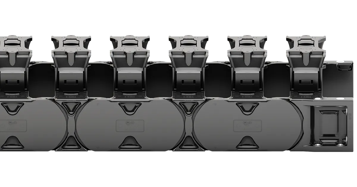 E4Q e-chain® with extender crossbars for guiding large hoses of up to 175mm