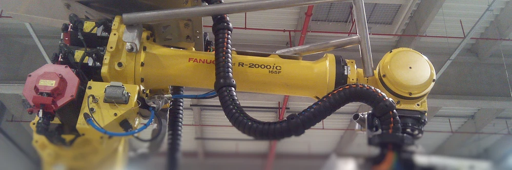R2000ic Routing Cable Palletisation with Fanuc R2000iC 165F