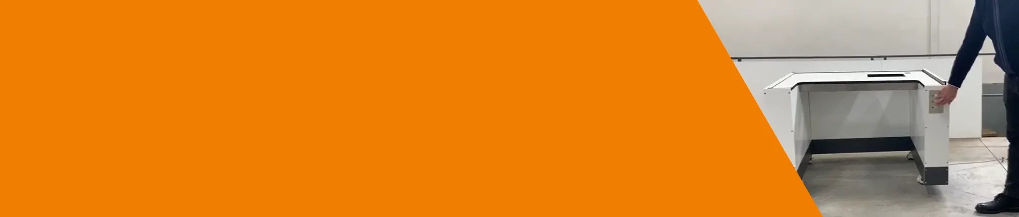 <font size="7">Test cabin and conference table</font><br>2in1 piece of furniture</font>