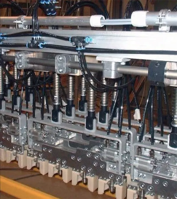 DryLin® N glissières linéaires dans une machine d'emballage