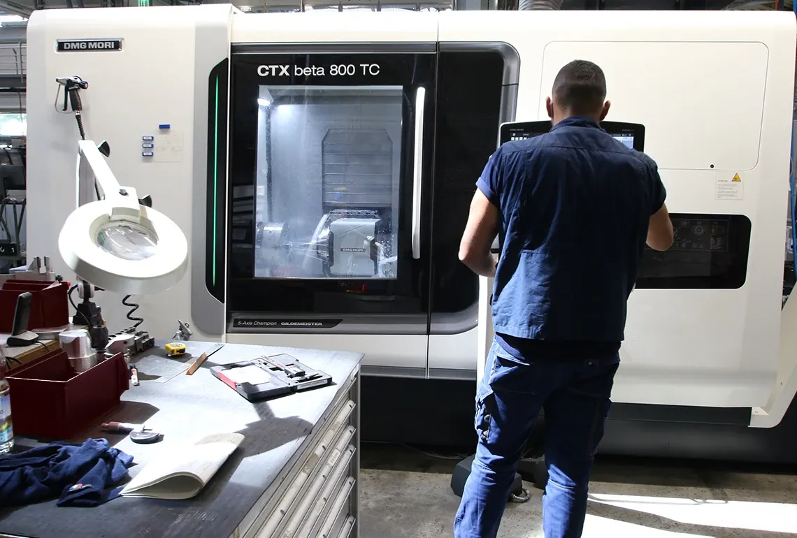 Fresadora de producción de moldes