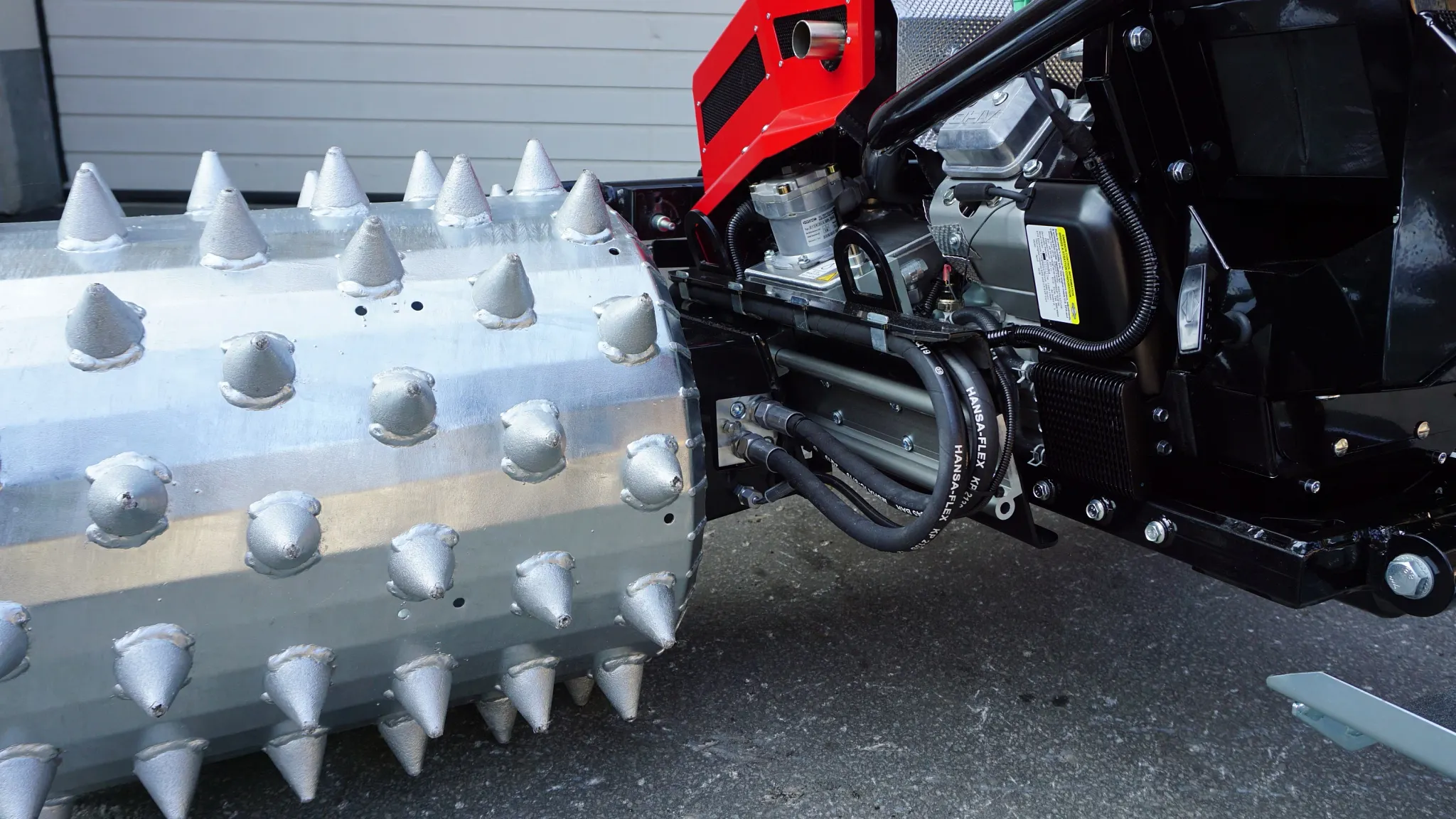 guia linear do cortador de relva de um eixo