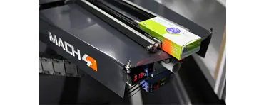 Cadenas portacables y cables chainflex para la manipulación exigente de medicamentos